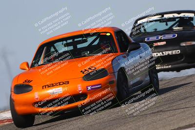 media/Oct-26-2025-CalClub SCCA (Sun) [[8ce1e69566]]/Group 5/Grapevine/